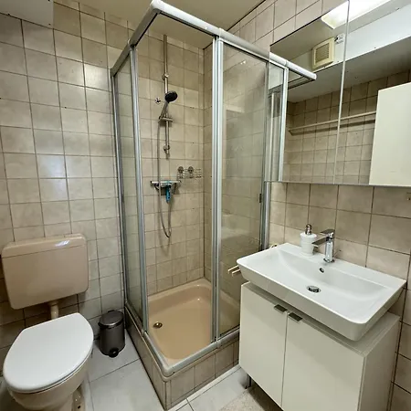 H&h - Full Equipped Near Mercedes In Apartment Sindelfingen