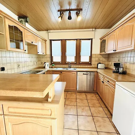 H&h - Full Equipped Near Mercedes In Apartment *