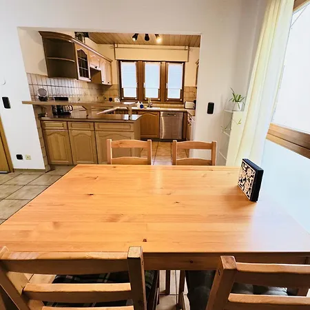 H&h - Quite And Cosy Near Park And In * Sindelfingen