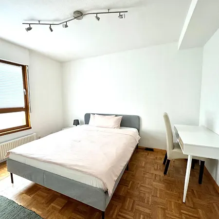 H&h - Full Equipped Near Mercedes In Apartment Sindelfingen