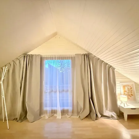 H&h - Quite And Cosy Near Park And In