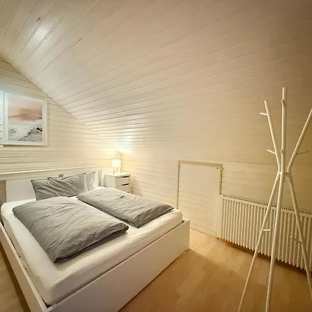 Appartamento H&h - Quite And Cosy Near Park And In