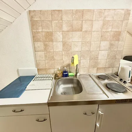 H&h - Quite And Cosy Near Park And In *